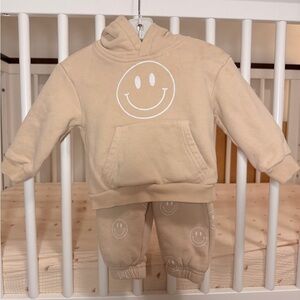 Little Bipsy Smiley Face Beige Hoodie and Pants Set 6-12m